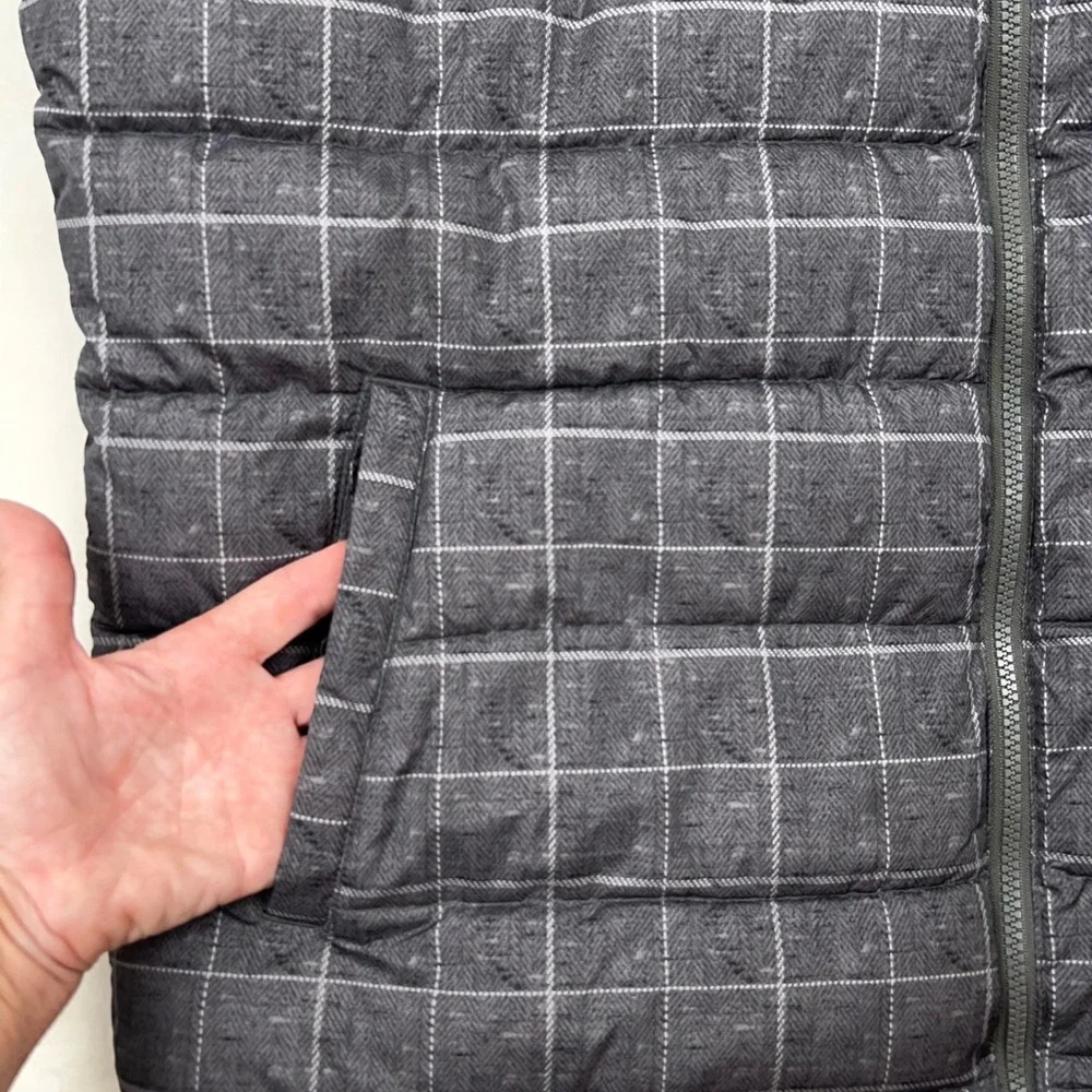 GAP Puffer Vest Full Zip Men's XL Quilted Lined‎ Sleeveless Outerwear Gray Grid